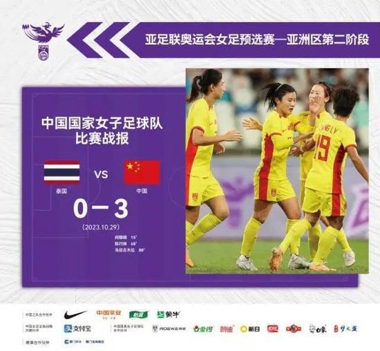 穿jk白丝被粉嫩脚底