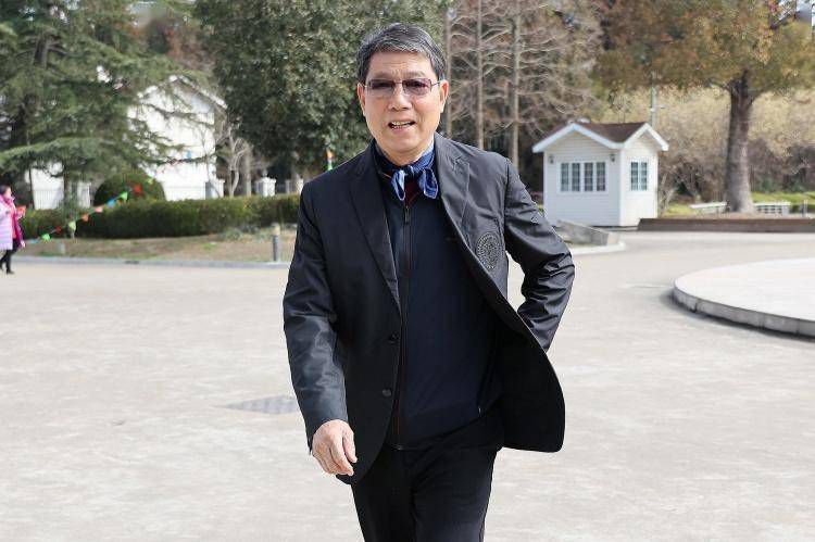 女绿被调教成公厕h文