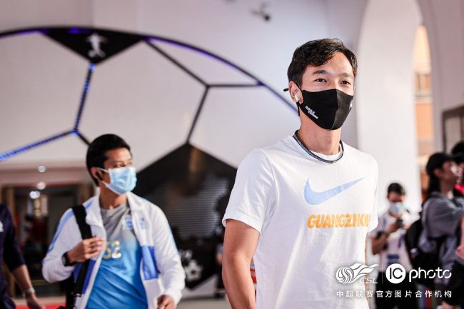 病娇妹妹总想让我欺负她